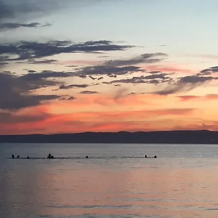 Balaton-golden Siofok-aranypart-apartman 公寓
